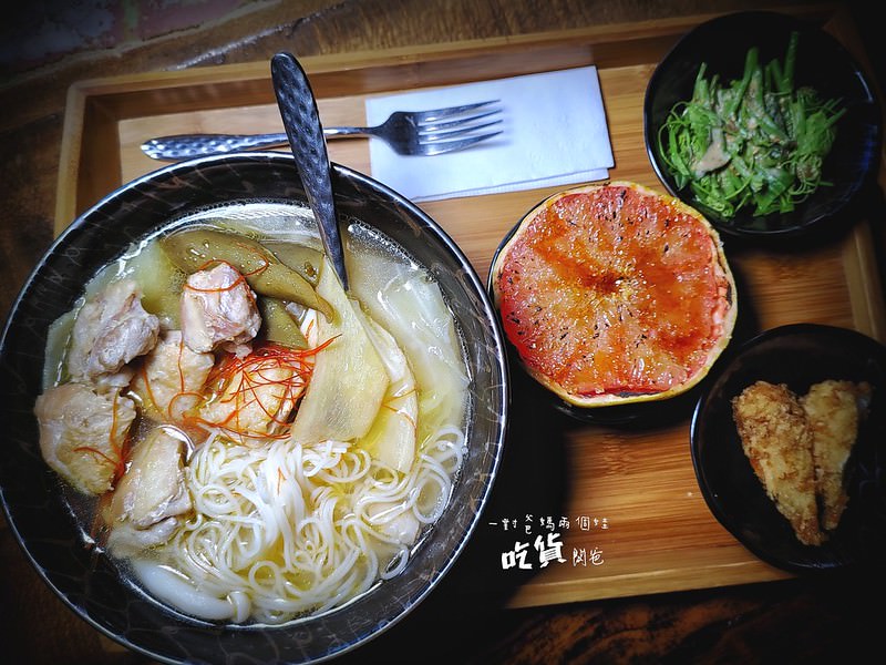 多一點咖啡。高雄美術館直營店