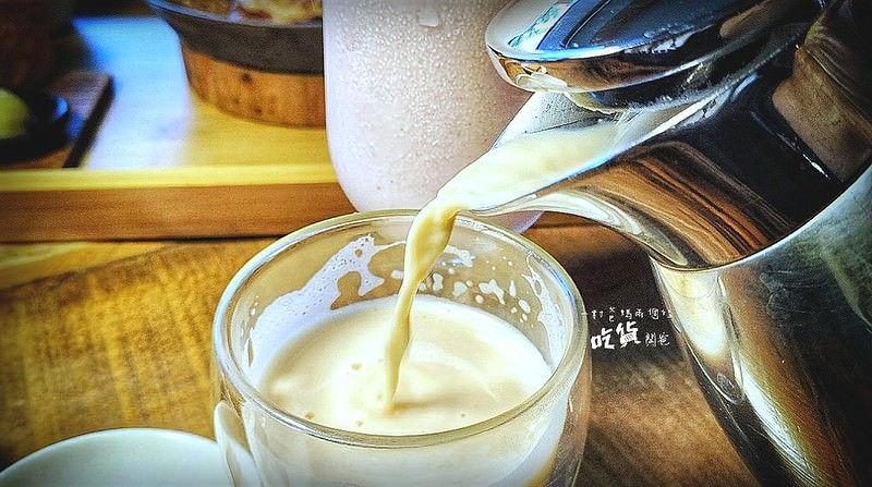 多一點咖啡。高雄美術館直營店