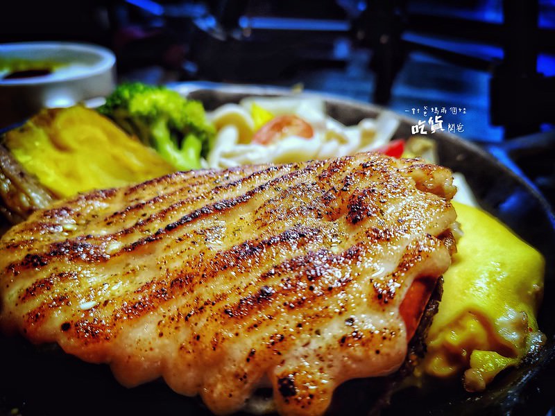 多一點咖啡。高雄美術館直營店