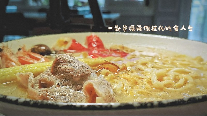 高雄前鎮美食。百元小火鍋『花柴鍋物』