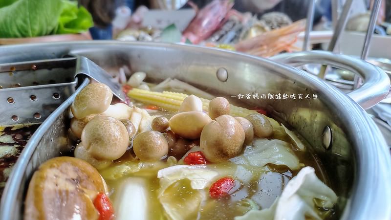 台南東區『花花世界鍋物』