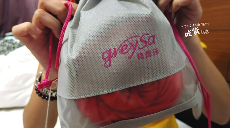 GreySa格蕾莎。全家福旅行頸枕
