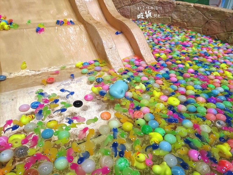 高雄親子景點。貝兒絲樂園—狂歡墨國主題館