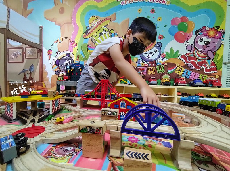 高雄親子景點。貝兒絲樂園—狂歡墨國主題館