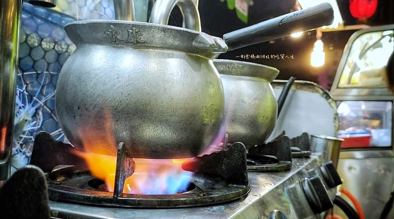 高雄苓雅美食 欣榀活蝦料理 泰國蝦、胡椒蝦、胡椒風螺