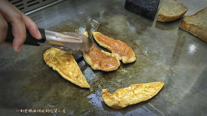 高雄夢時代 雞料理美食『發肉覓FLM』鐵板烤物