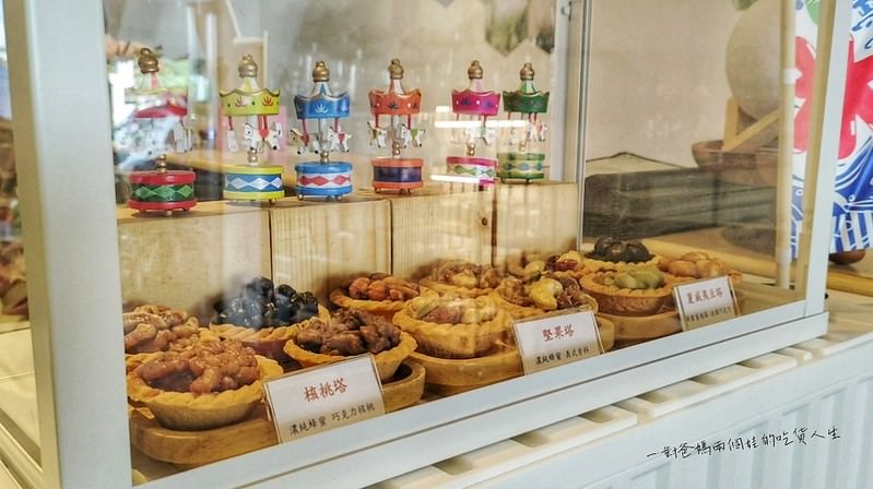 高雄苓雅美食 冰品 甜點推薦 十月森雪花冰小店