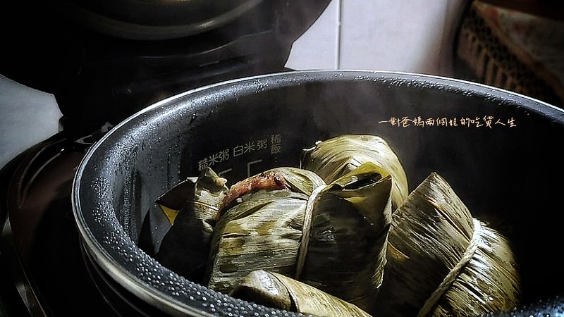 宅配美食『龐家肉粽』來自高雄岡山的老奶奶的古早味，混搭南、北部粽香，給你傳統風味、浮誇料頭，讓你輕鬆吃上粽子香。