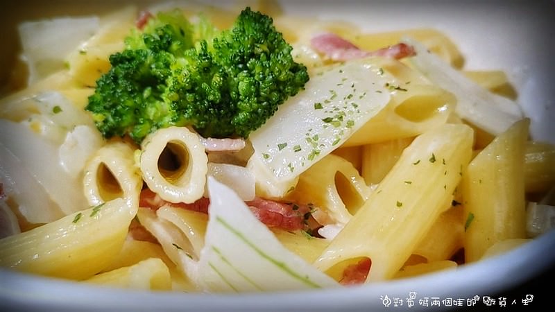 高雄苓雅美食 多一點咖啡文化店 外帶餐盒自取 外送 防疫餐