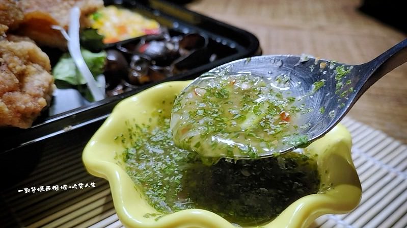 高雄苓雅區美食 多 一點咖啡文化店  高雄防疫便當餐盒2.0 高雄防疫餐