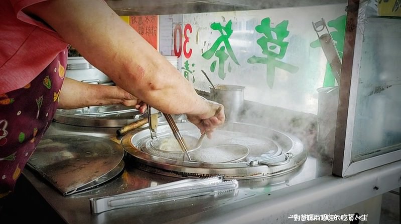 高雄三民小吃美食｜被碗粿、肉粽耽誤的排骨酥麵店｜阿巧肉粽 碗粿 ｜同樣的店名，截然不同的口味，肉粽、碗粿、麵食也很推！