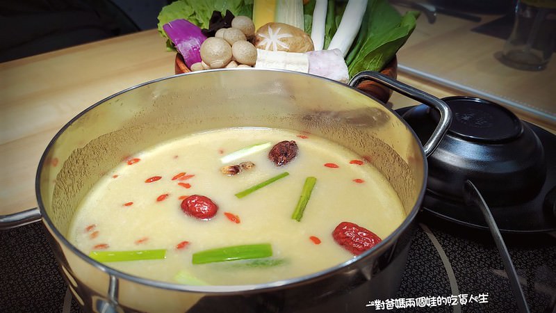 高雄火鍋 左營區  花花世界 高雄鍋物 高雄美食