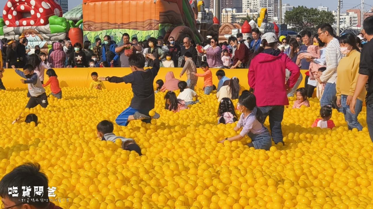 LINE ALBUM 黃色小鴨 2024 Kaohsiung Wonderland 冬日遊樂園 240204 164