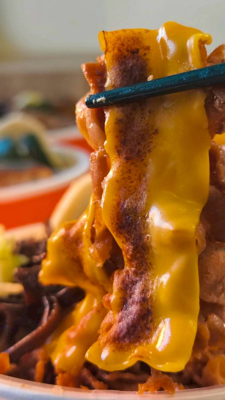 豐闔家開伙燒肉餐盒民權店｜高雄苓雅｜隱藏巷弄的好味道，主菜狂、配菜讚，會愛上！