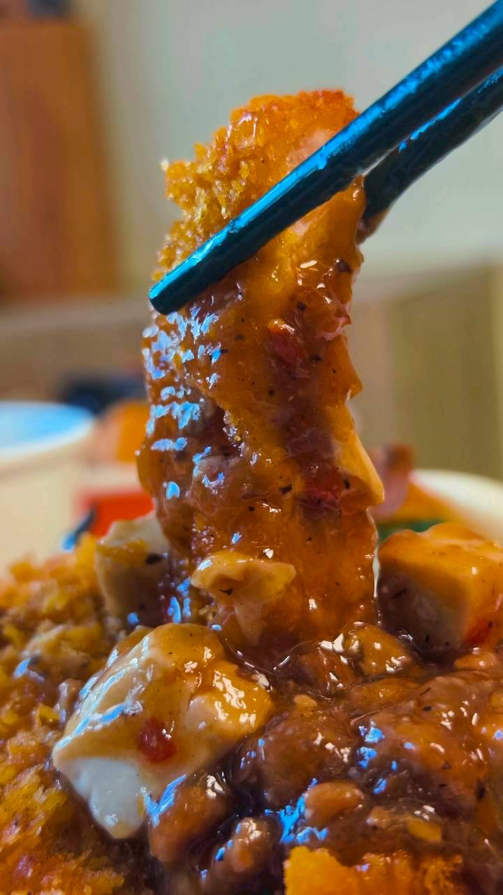 豐闔家開伙燒肉餐盒民權店｜高雄苓雅｜隱藏巷弄的好味道，主菜狂、配菜讚，會愛上！