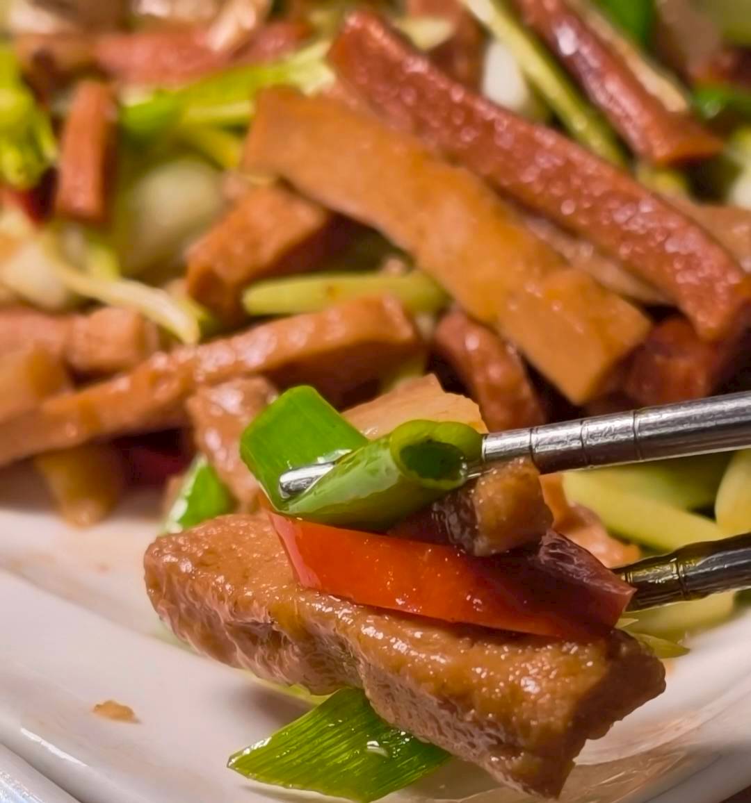 久久熱炒｜台南東區｜冰淇淋吃到飽的ＣＰ熱炒店，眾多台菜讓你爽爽吃！