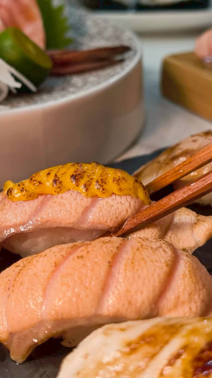 橘葉壽司|高雄左營|平價的日料這裡吃得到高水準,老饕們的最愛,一吃愛上! - 第27張圖 橘葉壽司|高雄左營|平價的日料這裡吃得到高水準,老饕們的最愛,一吃愛上!