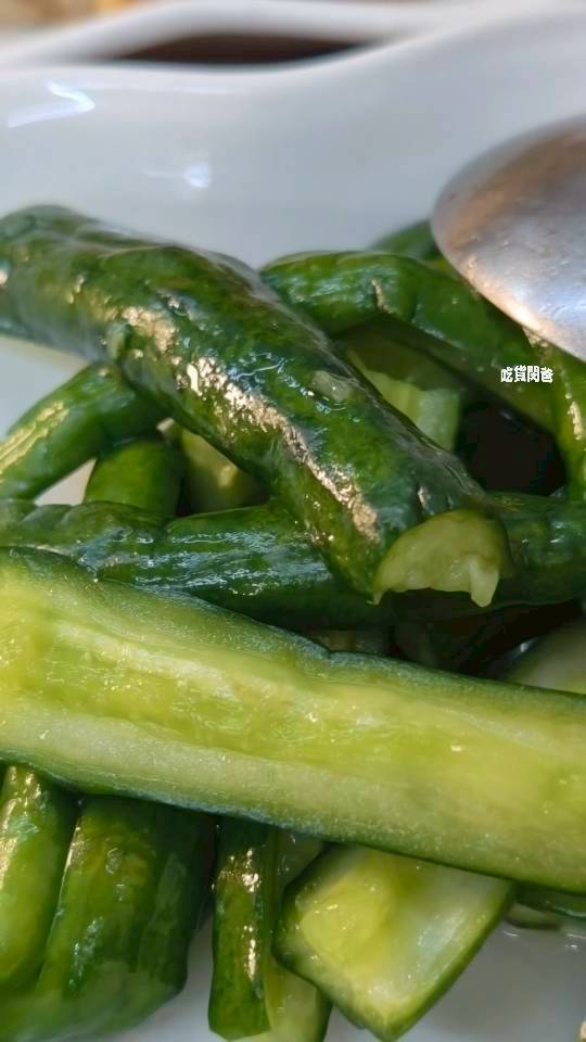 真鶴牛肉拉麵｜高雄左營｜戰斧牛肉麵吃過沒？牛三寶、肥腸麵，你會愛上！