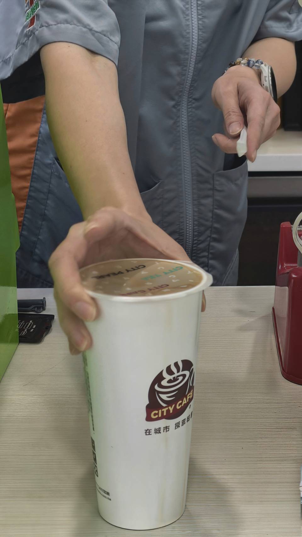 華廚朝天鬼椒大王｜享腐豆腐乳｜辣香討喜！小七就能入手的超人氣辣椒醬！