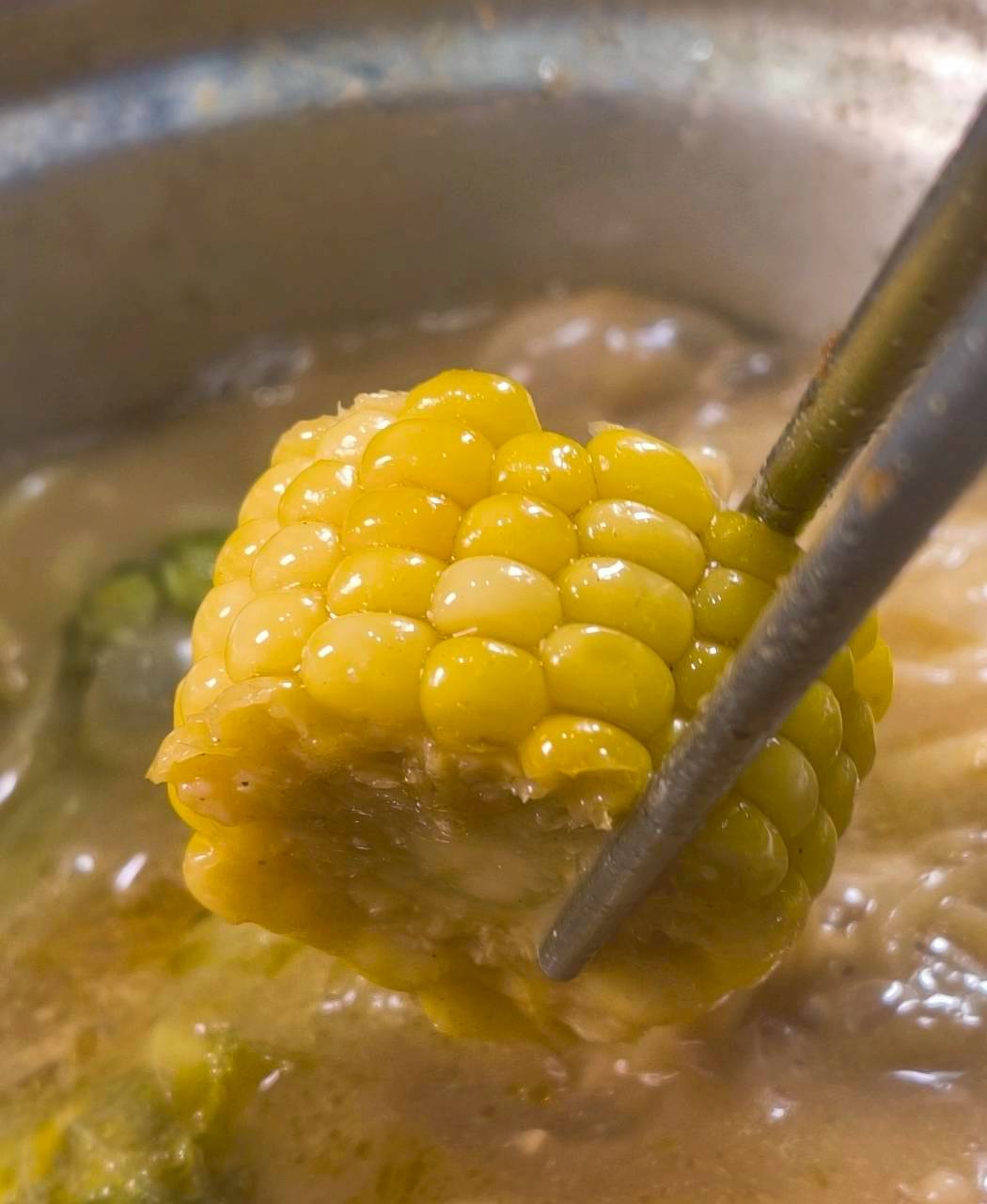 九鼎鍋｜高雄鳳山｜24小時不打烊超人氣小火鍋，自助吧吃到飽，讓你吃好吃滿！