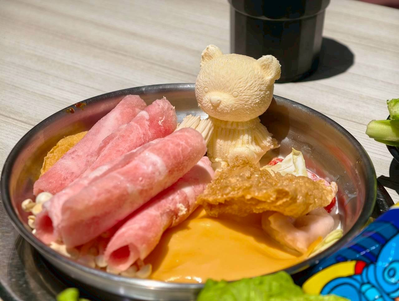 九鼎鍋｜高雄鳳山｜24小時不打烊超人氣小火鍋，自助吧吃到飽，讓你吃好吃滿！