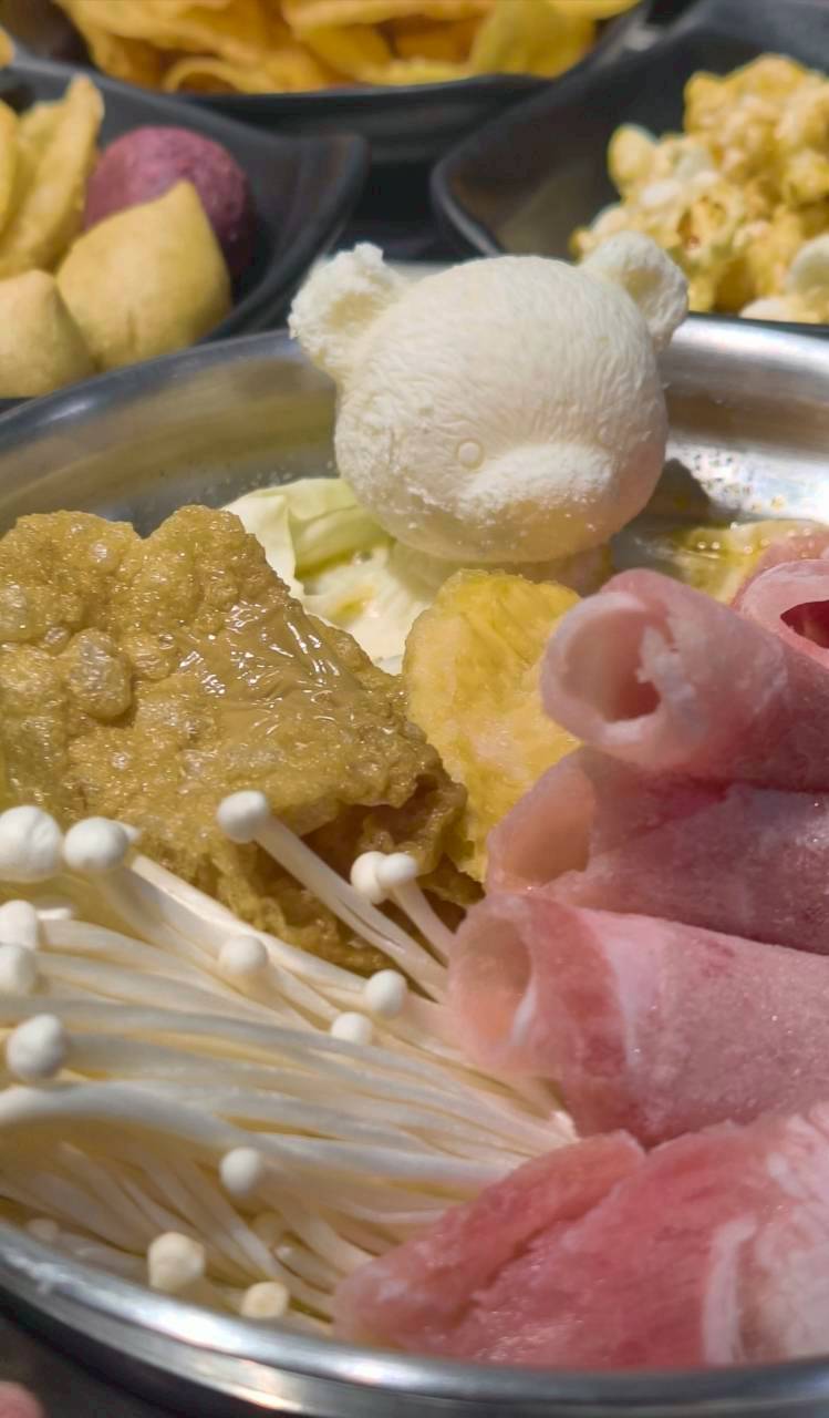 九鼎鍋｜高雄鳳山｜24小時不打烊超人氣小火鍋，自助吧吃到飽，讓你吃好吃滿！