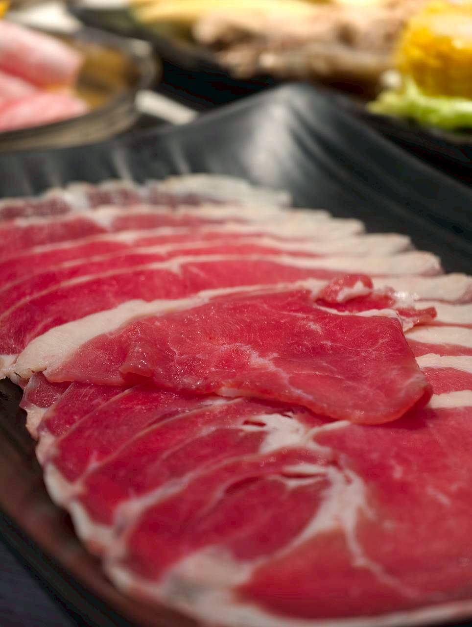 九鼎鍋｜高雄鳳山｜24小時不打烊超人氣小火鍋，自助吧吃到飽，讓你吃好吃滿！