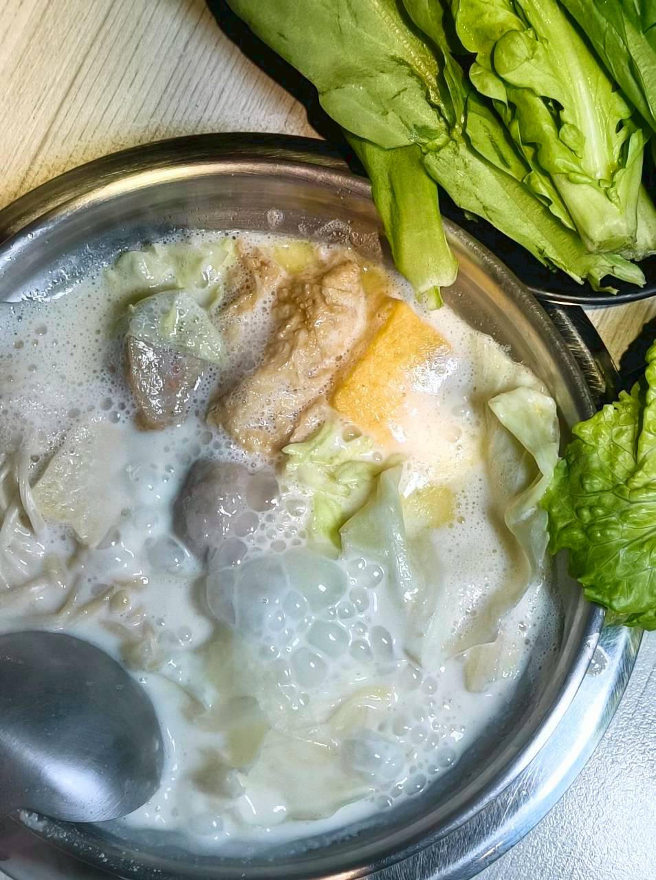 九鼎鍋｜高雄鳳山｜24小時不打烊超人氣小火鍋，自助吧吃到飽，讓你吃好吃滿！