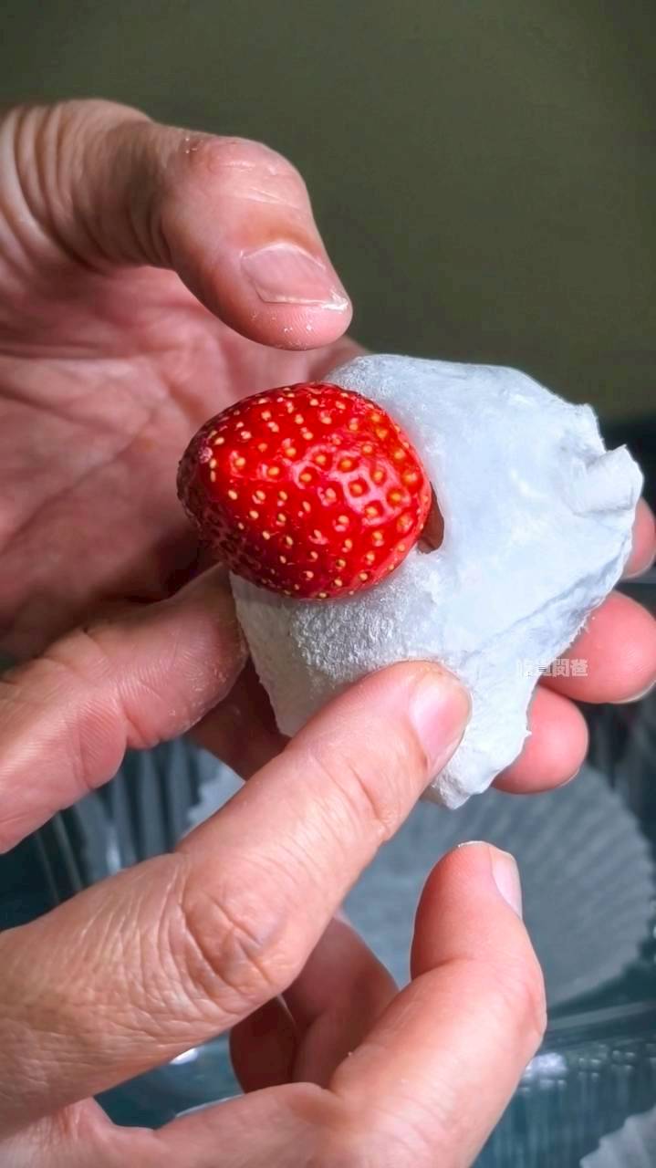 樂愛甜室｜高雄苓雅｜隱藏版甜點店！草莓甜甜圈、可頌銅板價讓你爽爽吃！