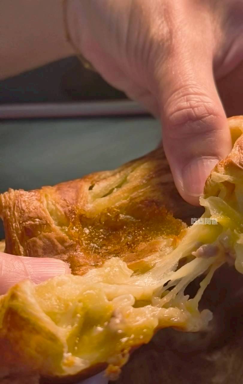 樂愛甜室｜高雄苓雅｜隱藏版甜點店！草莓甜甜圈、可頌銅板價讓你爽爽吃！