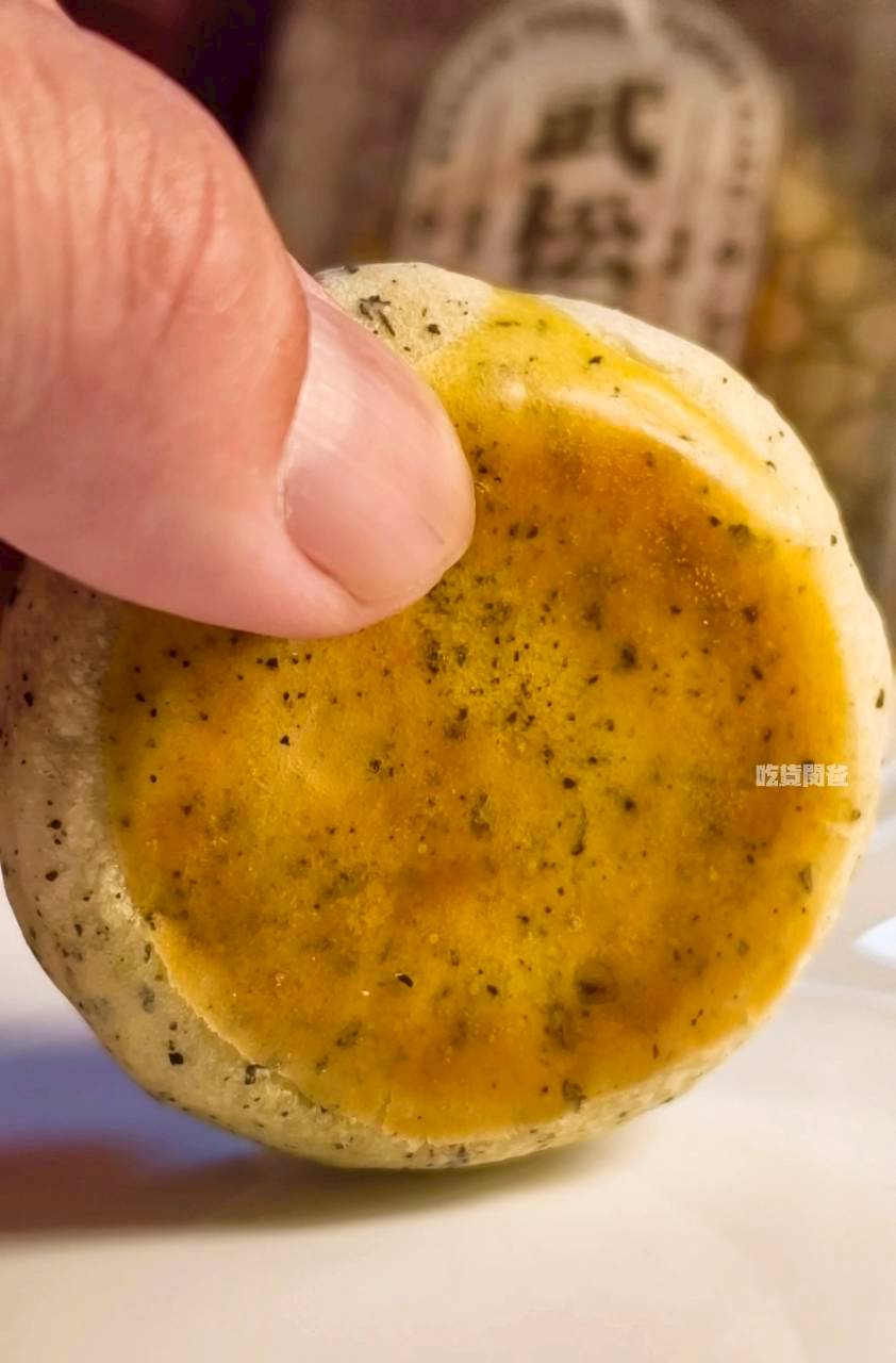 武松殿｜高雄伴手禮，武松不打虎，這次來揪你吃肉鬆餅，不吃還好、一吃愛上！