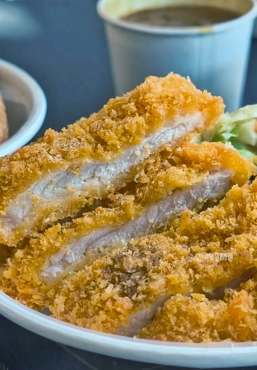 豐闔家開伙｜高雄左營｜麻婆豆腐尬燒肉、咖哩豬排、起司燒肉，一吃愛上！