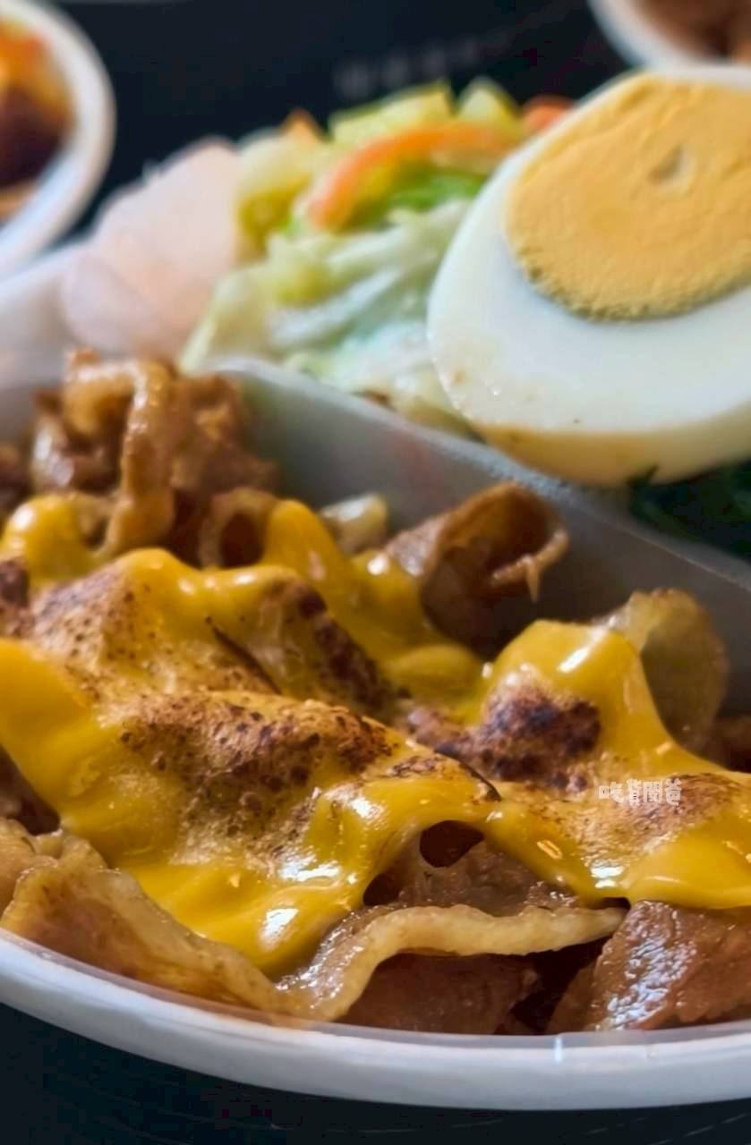 豐闔家開伙｜高雄左營｜麻婆豆腐尬燒肉、咖哩豬排、起司燒肉，一吃愛上！