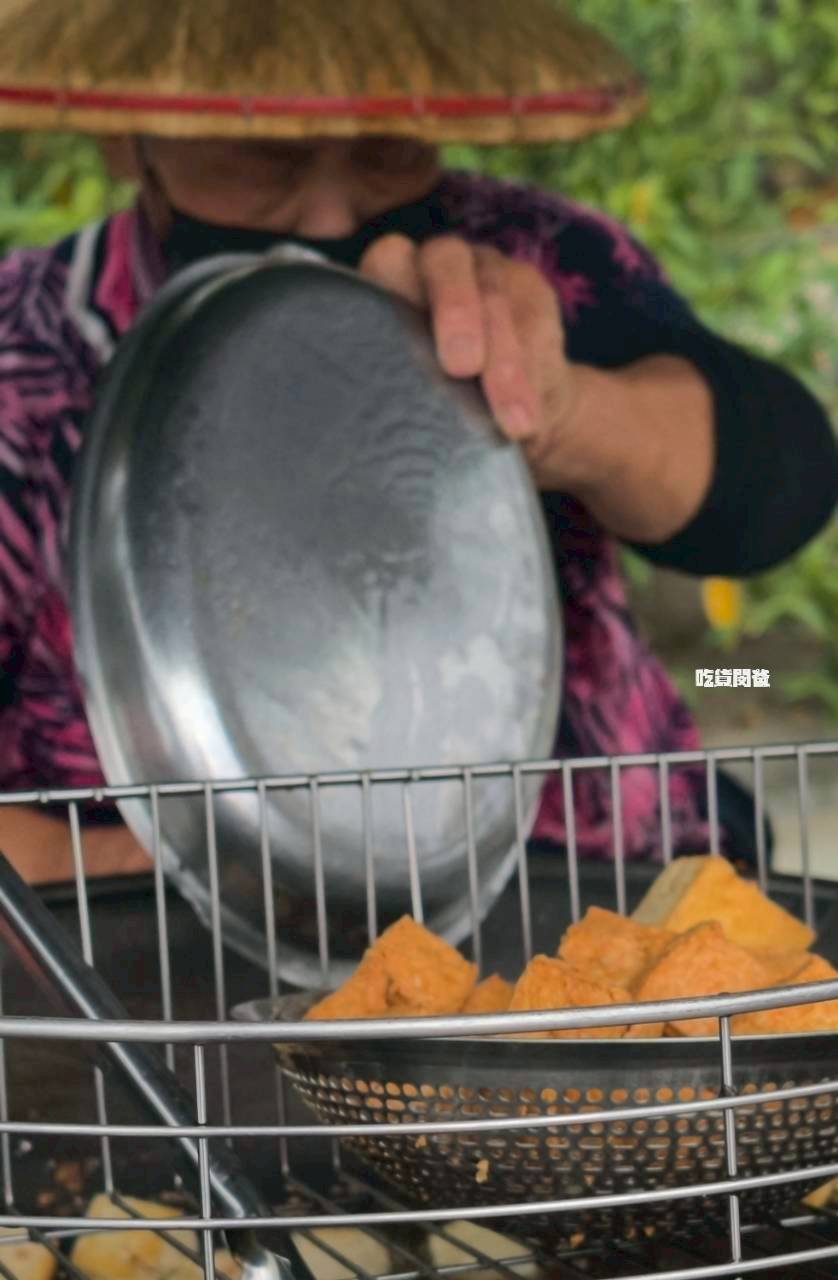 阿婆臭豆腐｜高雄鳥松｜從27歲賣到76歲的老字號豆腐攤車，吃過嗎？