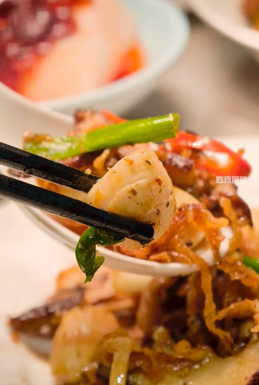 麟粥宮｜高雄巨蛋｜粥也能是大菜！私房菜超絕，白天吃到半夜的超狂中餐廳！