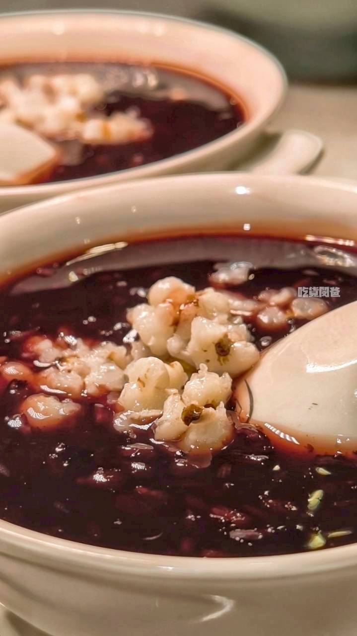 麟粥宮｜高雄巨蛋｜粥也能是大菜！私房菜超絕，白天吃到半夜的超狂中餐廳！